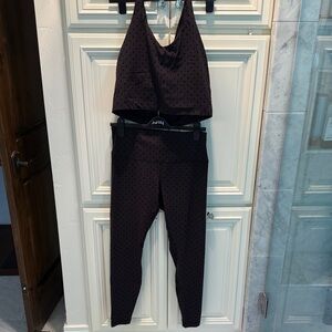 Lululemon Black Polka Dot leggings (12) & sports bra (14)—viral matching set.